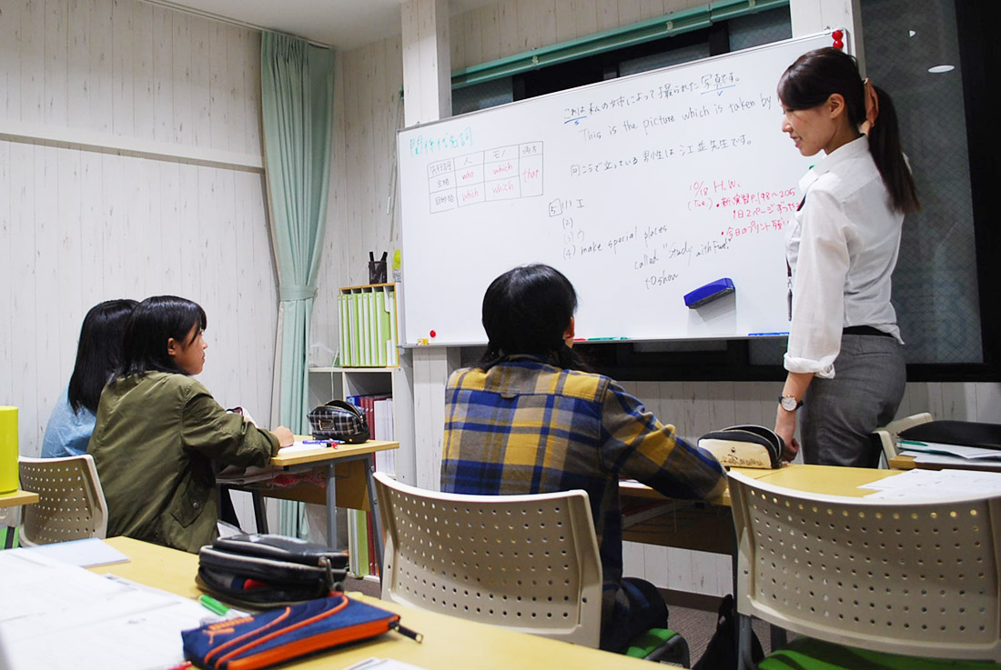 英語：中学準備コース 小６向け